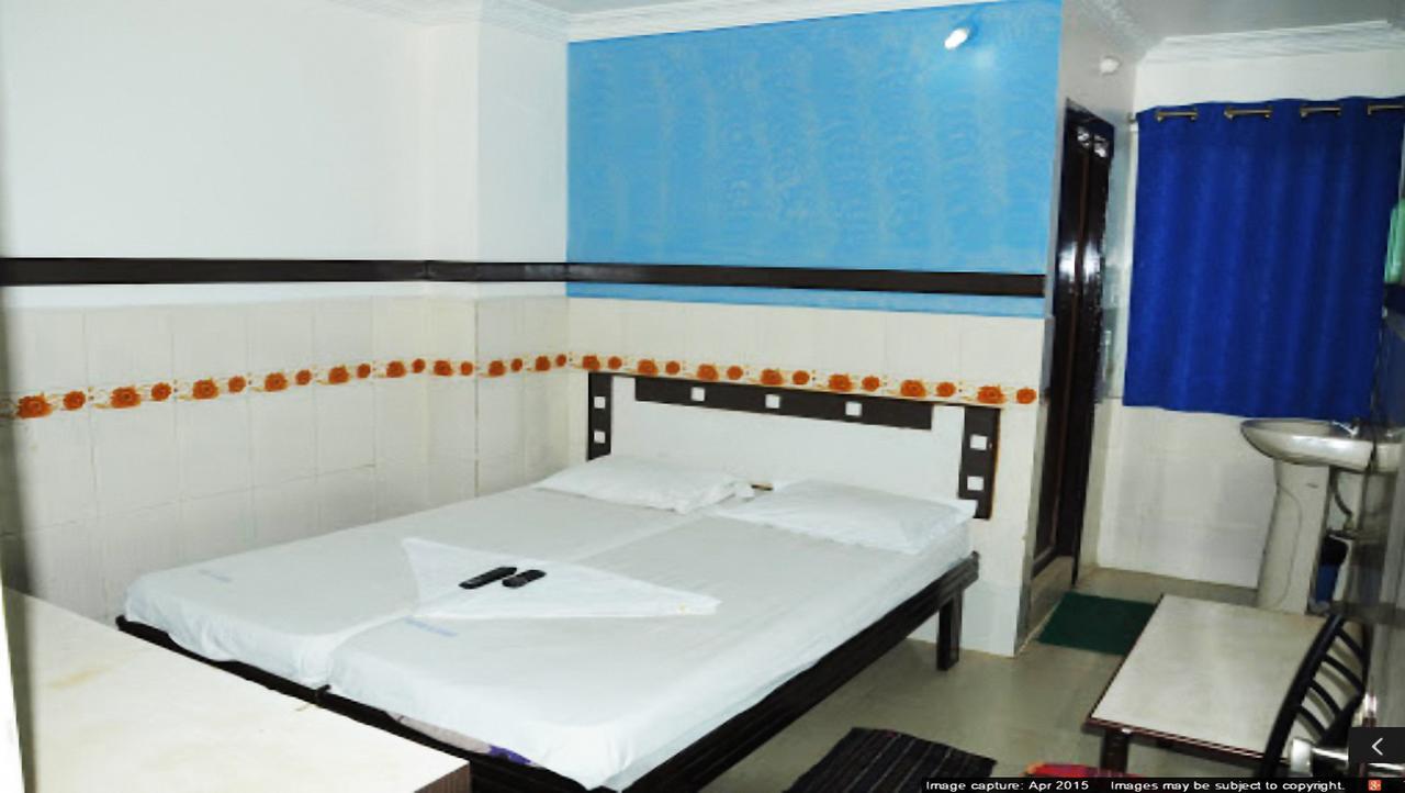 Khammam Hotel Manorama Inn מראה חיצוני תמונה