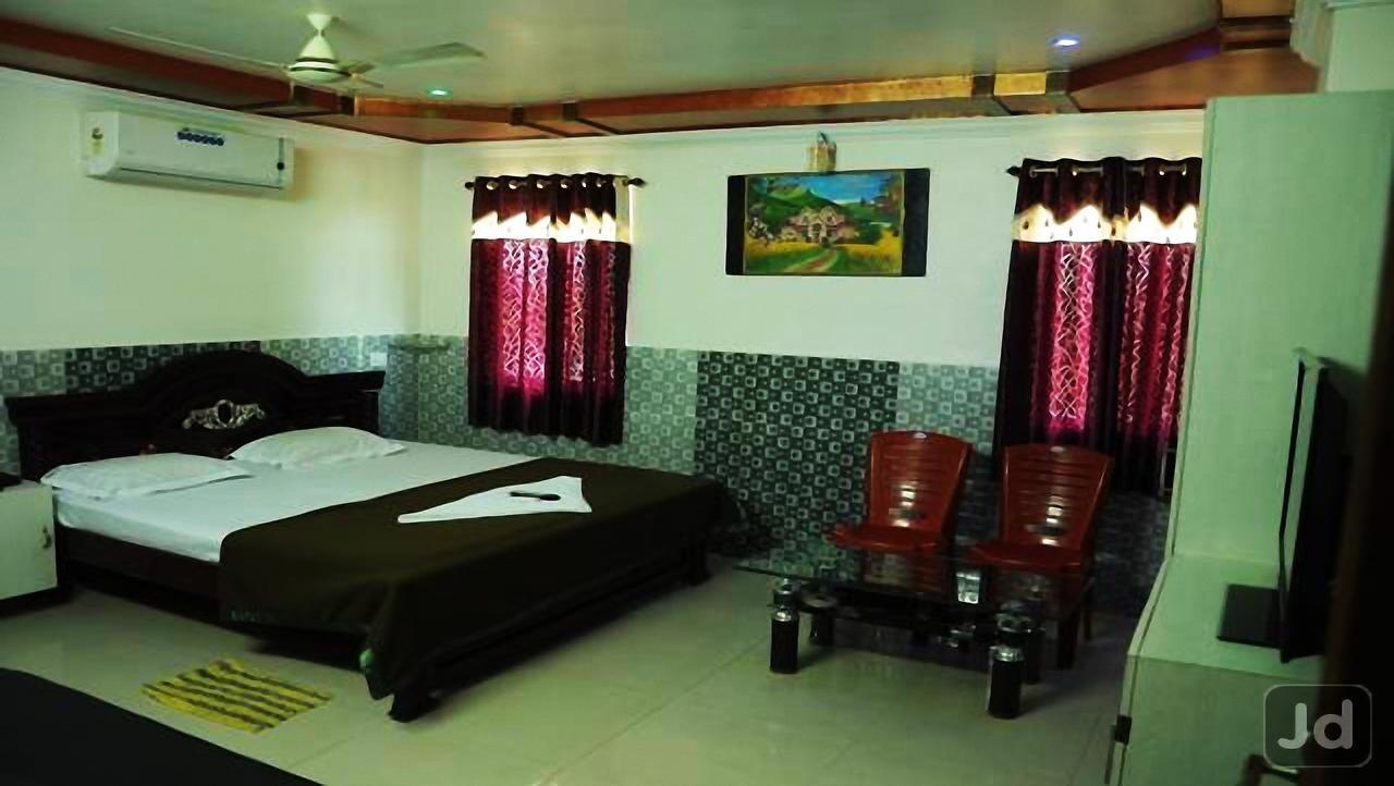 Khammam Hotel Manorama Inn מראה חיצוני תמונה